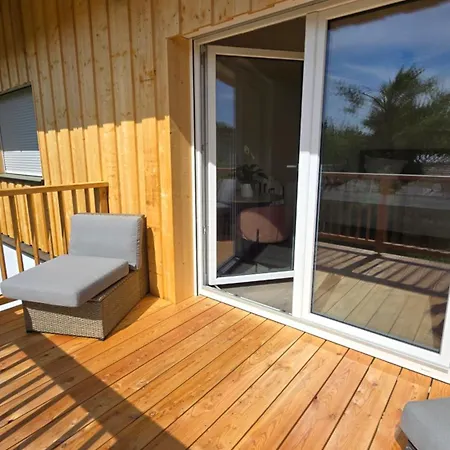 Homestay Quiet Guest In *